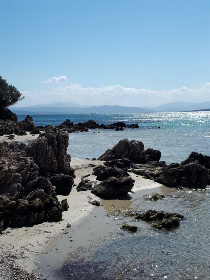 La Smeralda - Boutique Rooms And Breakfast Golfo Aranci Exterior foto